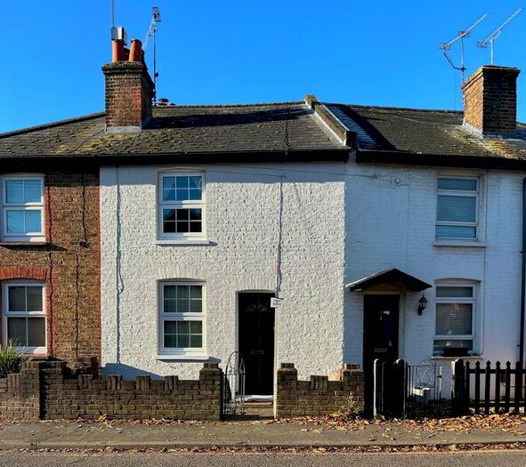2 Bedroom Terraced House To Rent In Anyards Road, Cobham, KT11