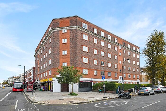 2 Bedroom Flat To Rent In Hanover Court, Uxbridge Road, Shepherds Bush, W12