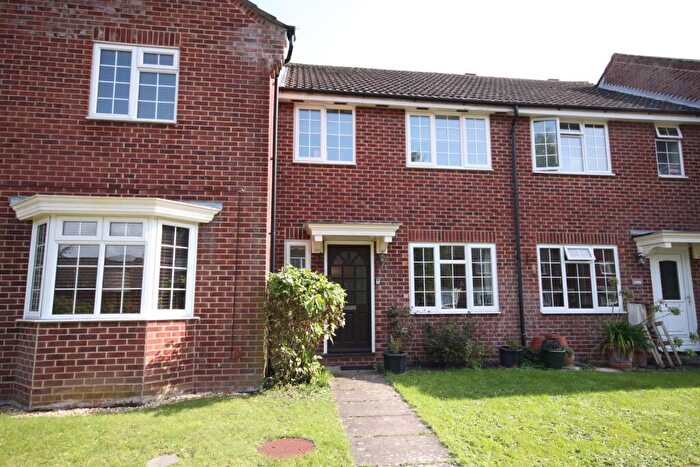 3 Bedroom Terraced House To Rent In Downland Close, Locks Heath, Southampton, SO31