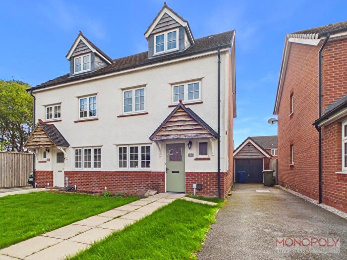 4 Bedroom Semi-Detached House For Sale In Malham Court, Gwersyllt, LL11