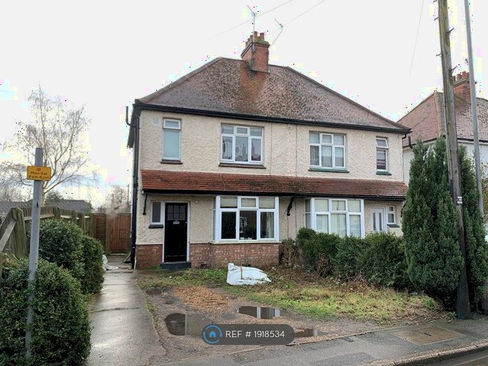 3 Bedroom Semi-Detached House To Rent In Denmark Street, Bletchley, Milton Keynes, MK2