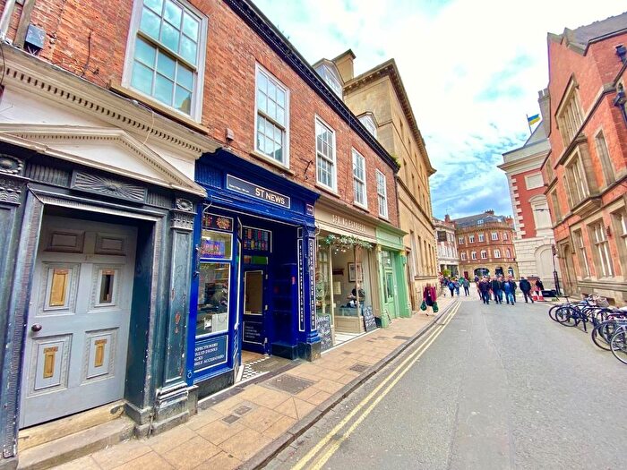 1 Bedroom Flat To Rent In Flat Lendal, York, North Yorkshire, YO1