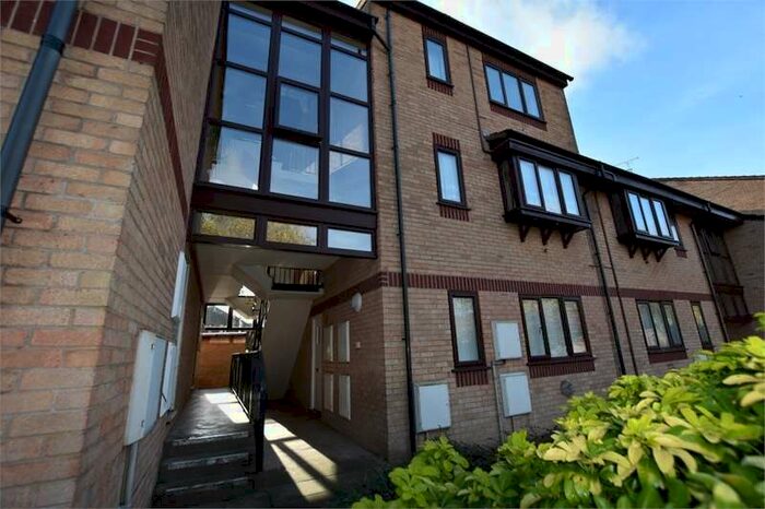 1 Bedroom Flat To Rent In Nailsea, North Somerset, United Kingdom, BS48