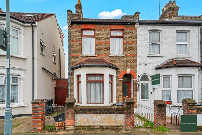 2 Bedroom Property For Sale In St. Marys Road, Ilford, IG1