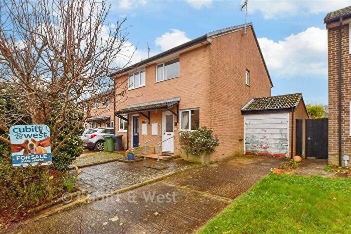 2 Bedroom Semi Detached House For Sale In Bluebell Close, Horsham, West Sussex, RH12