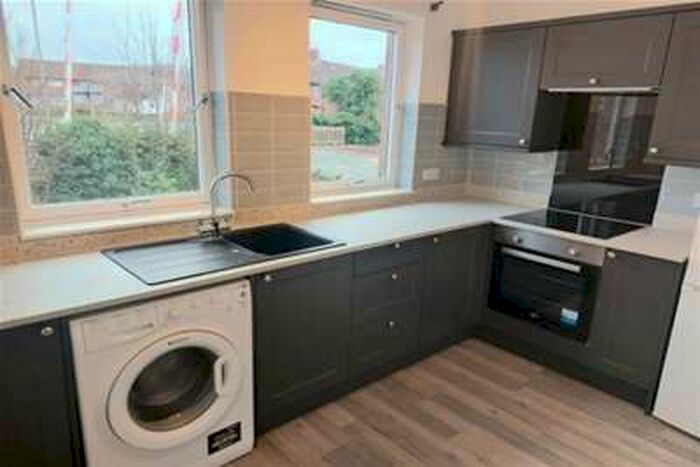 2 Bedroom Flat To Rent In St. Leonards Road, Ayr, KA7