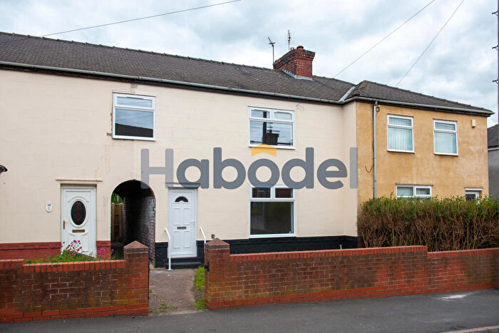 3 Bedroom Terraced House To Rent In Avenue Road, Askern, Doncaster, DN6