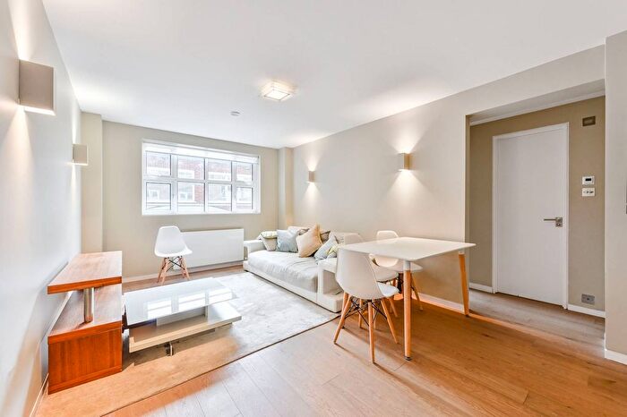 2 Bedroom Flat For Sale In Park West, Hyde Park Estate, London, W2