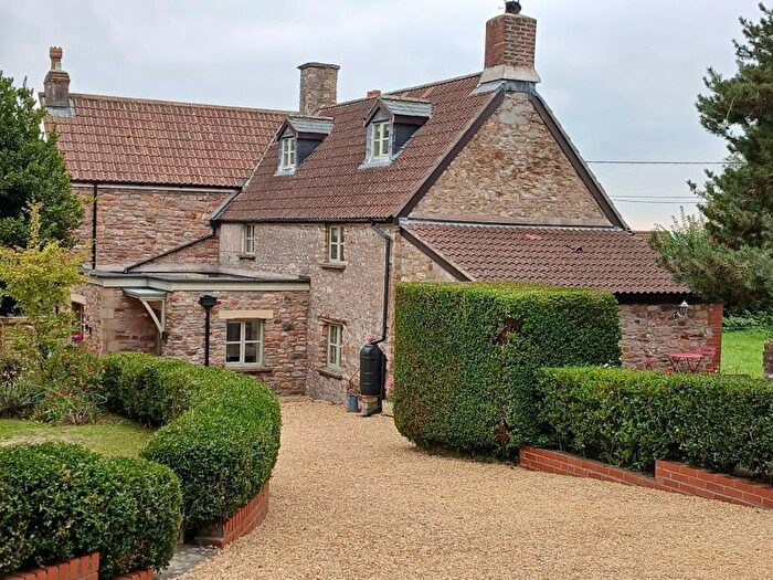 4 Bedroom Detached House For Sale In Clevedon Road, Tickenham, BS21