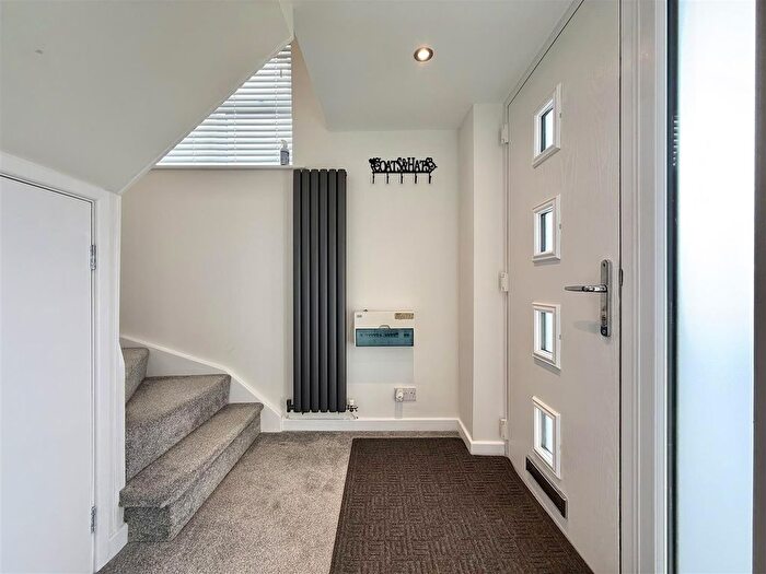 3 Bedroom Property For Sale In Redstock Close, Westhoughton, BL5