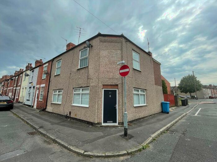 4 Bedroom House To Rent In John Street, Ilkeston, DE7
