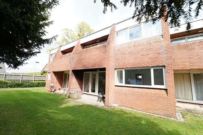 1 Bedroom Flat To Rent In Knightthorpe Court Loughborough Leicestershire, LE11