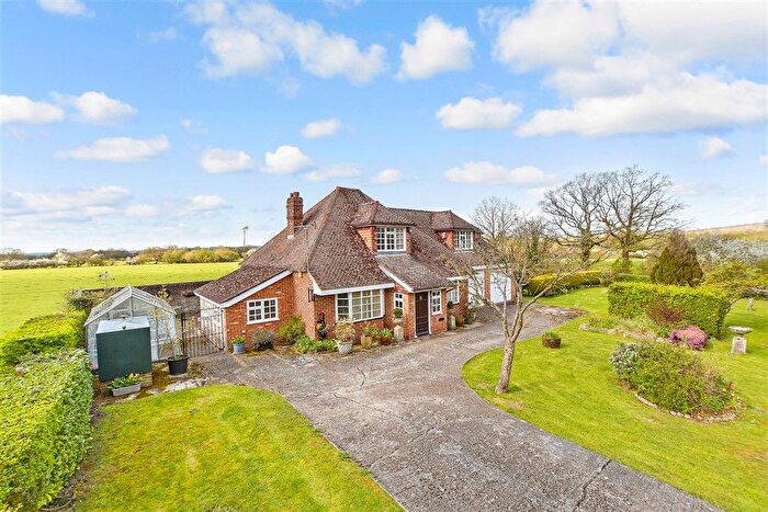 3 Bedroom Bungalow For Sale In Smarden, Ashford, Kent, TN27