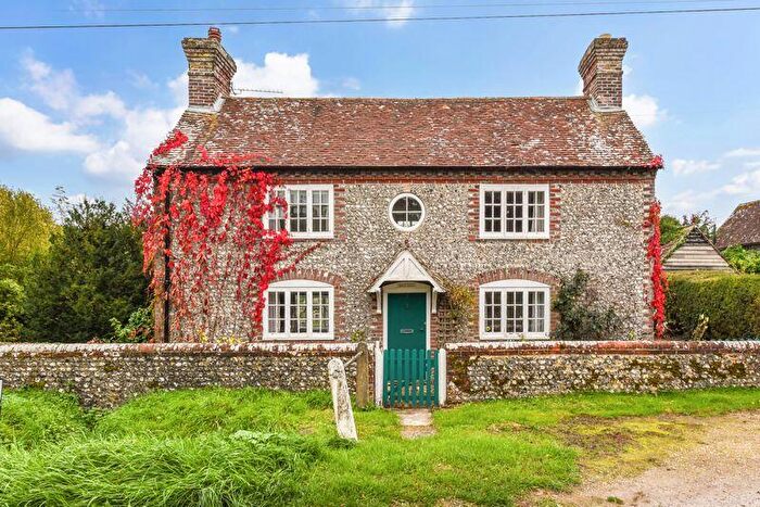 3 Bedroom Detached House For Sale In Wildham Lane, Chichester, PO18