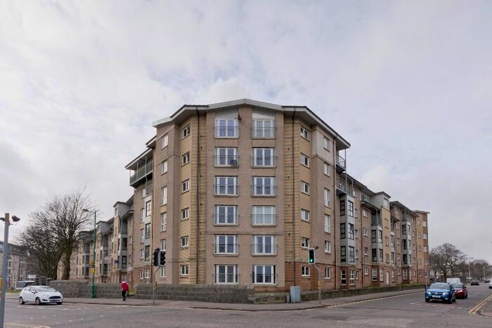 2 Bedroom Flat To Rent In Links Road, City Centre, Aberdeen, AB24