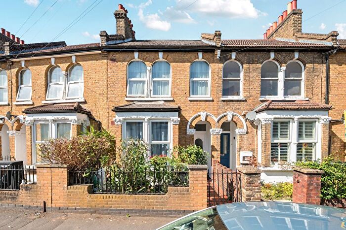 3 Bedroom Terraced House For Sale In Brookdale Road, London, SE6