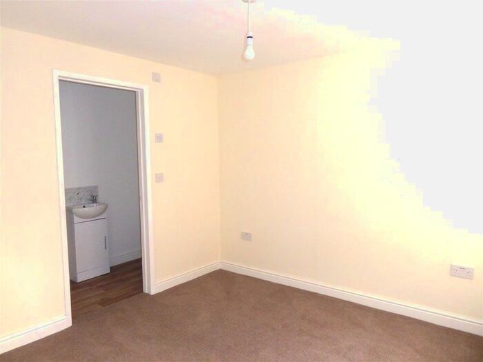 2 Bedroom Detached Bungalow To Rent In Station Road, Stalbridge, Sturminster Newton, DT10