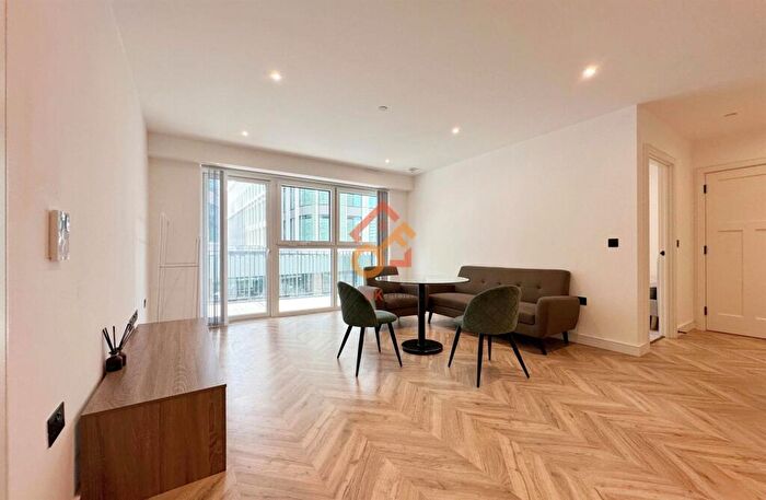 2 Bedroom Flat To Rent In Tryon House, Brook Street, Kingston Upon Thames, KT1