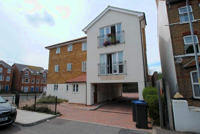 1 Bedroom Flat To Rent In Queens Road, Westgate-On-Sea, CT8