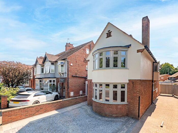 4 Bedroom Detached House For Sale In Rother Street, Stratford-Upon-Avon, CV37