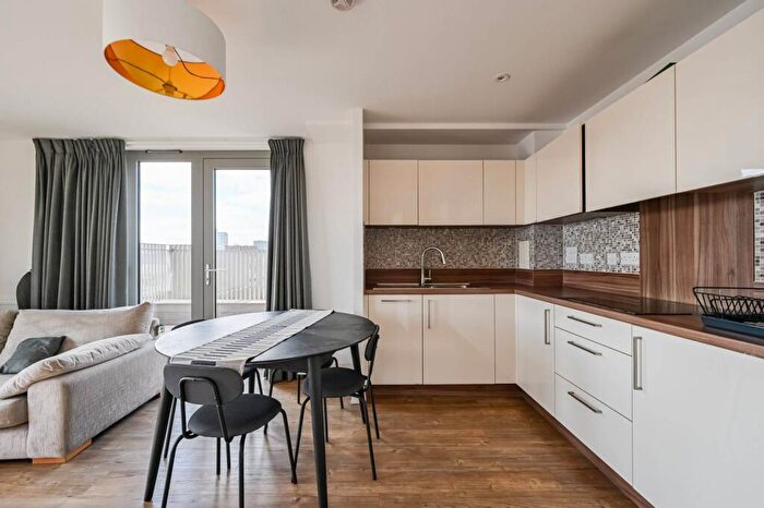 2 Bedroom Flat For Sale In Booth Road, , Docklands, London, E16