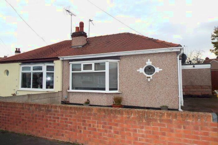 2 Bedroom Bungalow To Rent In St. Margarets Drive, Rhyl, LL18