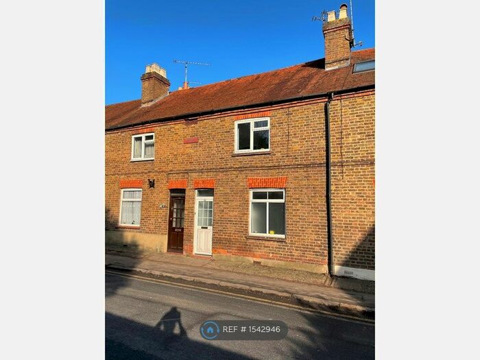 2 Bedroom Terraced House To Rent In Oxford Road, Marlow, SL7