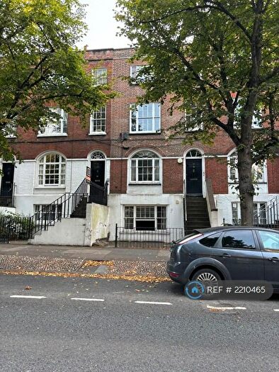 1 Bedroom Flat To Rent In New Road, Chatham, ME4