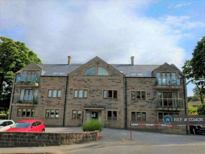 2 Bedroom Flat To Rent In Birkby Road, Huddersfield, HD2