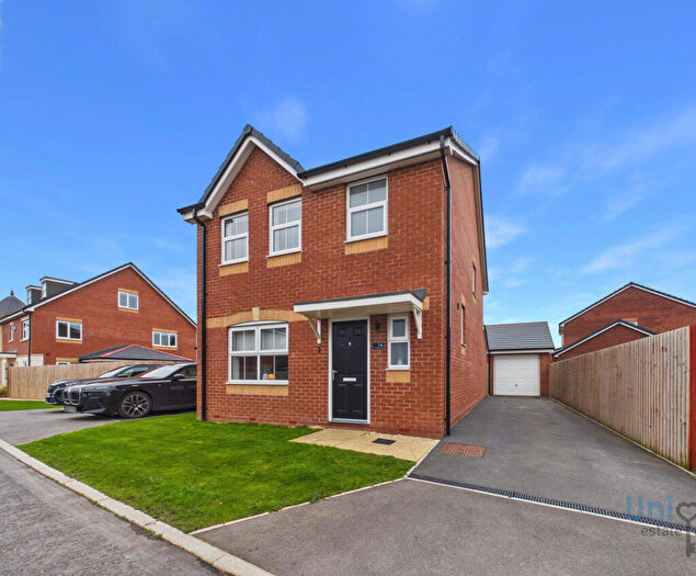 3 Bedroom Detached House For Sale In Harker Lane, Lytham St. Annes, FY8