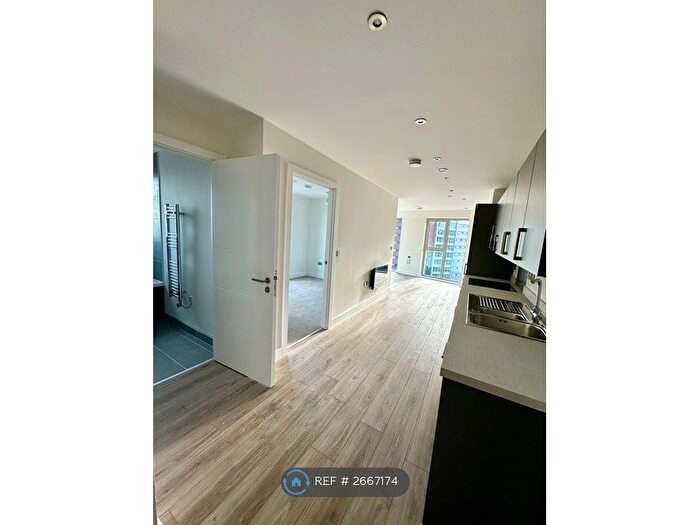 1 Bedroom Flat To Rent In Boulevard Plaza, Birmingham, B5