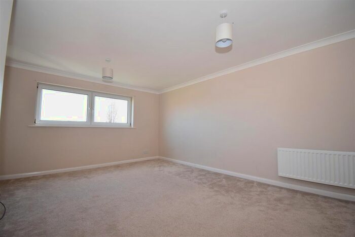 2 Bedroom Flat To Rent In Scotter Road, Scunthorpe DN15