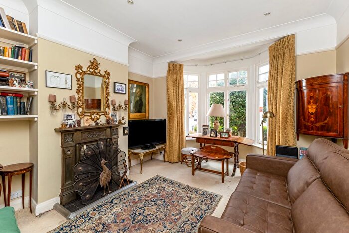 4 Bedroom Semi-detached House For Sale In Rusthall Avenue, London, W4