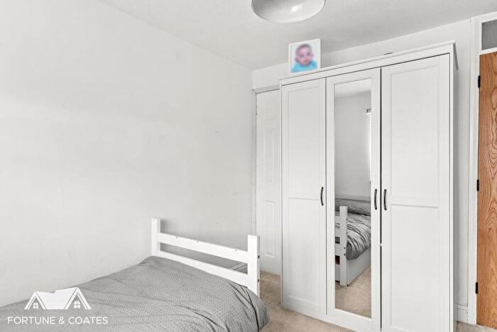 3 Bedroom Terraced House For Sale In Jerounds, Harlow, CM19