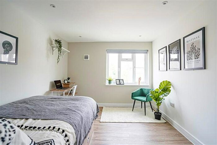 1 Bedroom Terraced House To Rent In Winchester, SO23