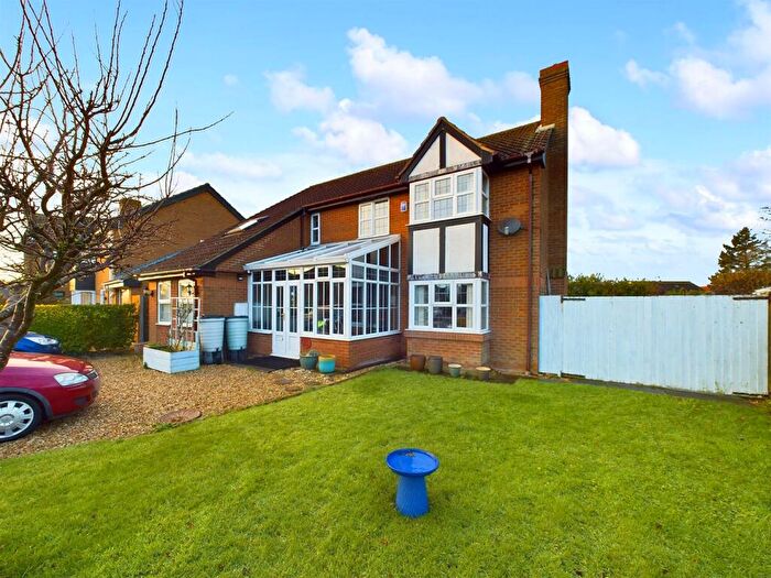 4 Bedroom Detached House For Sale In Bluestone Way, Sutton-On-Sea, LN12