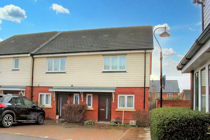 2 Bedroom End Of Terrace House To Rent In Willowbourne, Fleet, GU51