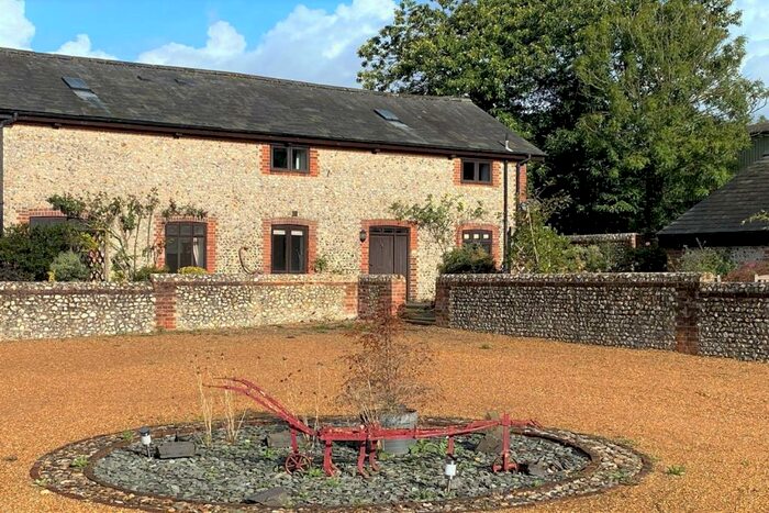 3 Bedroom Semi-Detached House To Rent In Catherington, Catherington, PO8