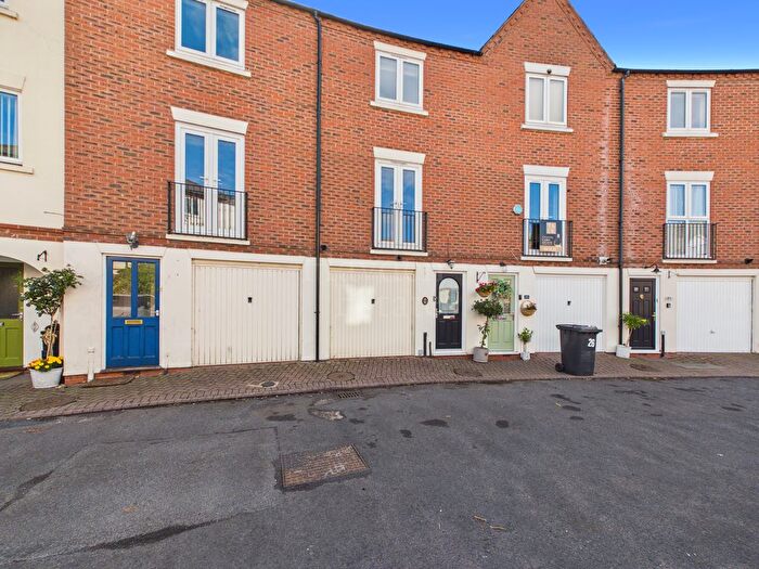 3 Bedroom Terraced House For Sale In Severnside Mill, Bewdley, DY12