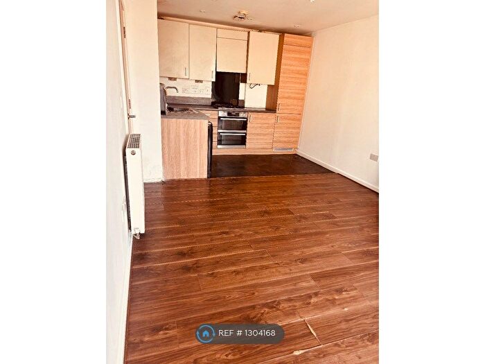 1 Bedroom Flat To Rent In Northfleet, Gravesend, DA11