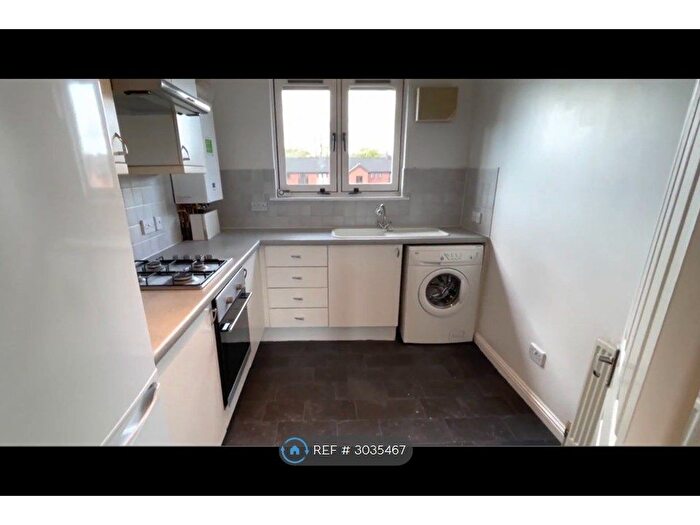 2 Bedroom Flat To Rent In Sutcliffe Road, Glasgow, G13