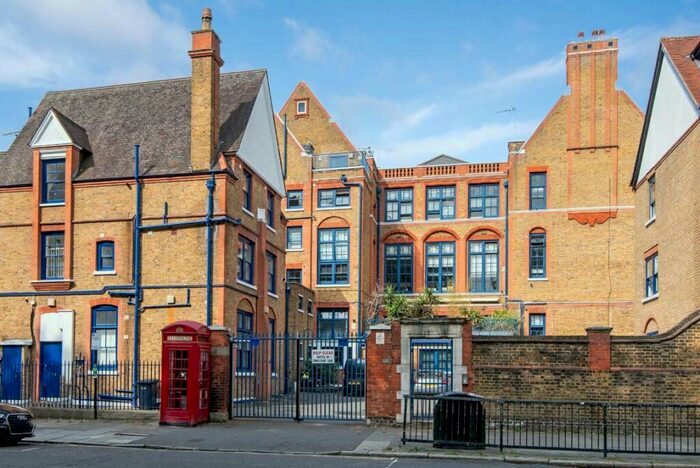 1 Bedroom Flat To Rent In Rutland Road, Victoria Park Village, E9