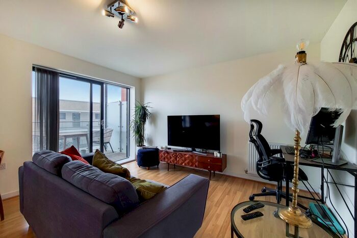 1 Bedroom Flat To Rent In Heath Place, London, E3