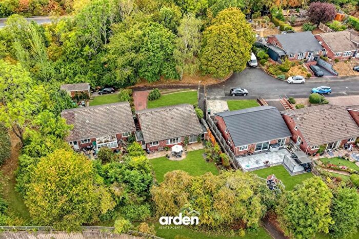 2 Bedroom Detached House For Sale In Runcorn Close, Redditch, B98