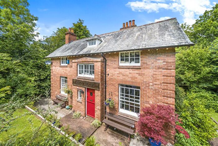3 Bedroom Detached House For Sale In Doddiscombsleigh, Exeter, EX6