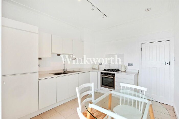 2 Bedroom Apartment To Rent In St. Georges Road, Palmers Green, London, N13