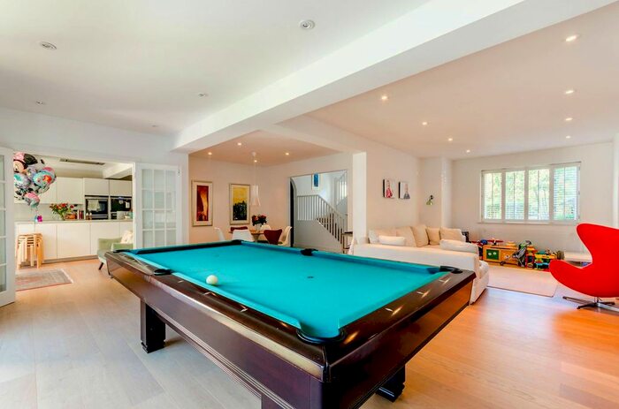 4 Bedroom Bungalow To Rent In Granard Avenue, Putney, London, SW15