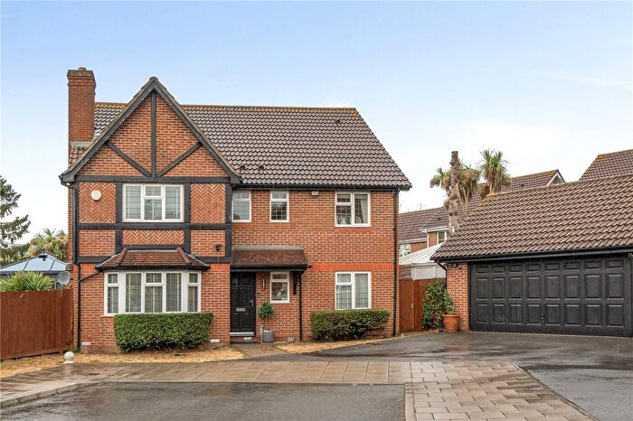 5 Bedroom Detached House For Sale In Crosier Close, Blackheath, London, SE3