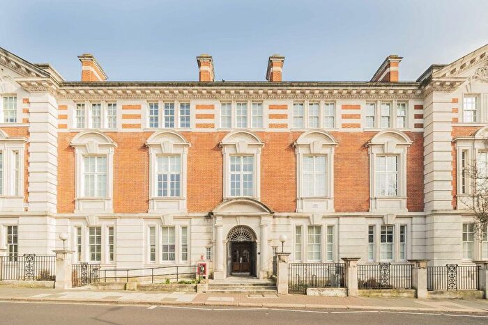 Studio To Rent In Acton Town Hall Apartments, London, W3