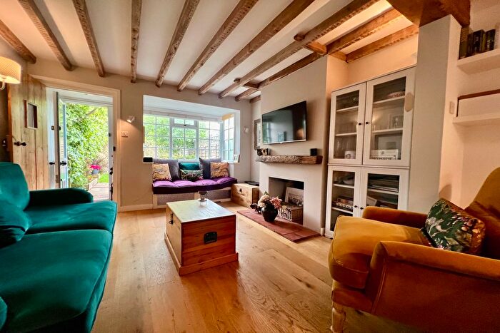 2 Bedroom Cottage For Sale In Church Road, Cookham Dean, SL6